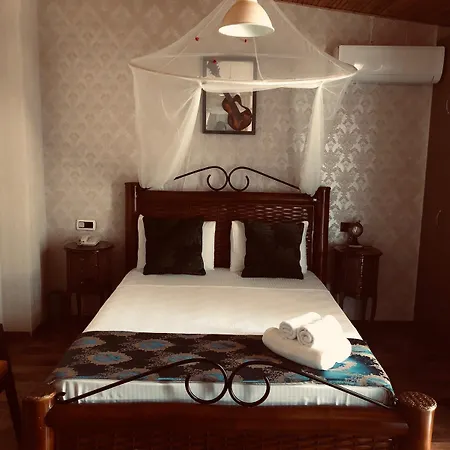 Ata Boutique Cesme